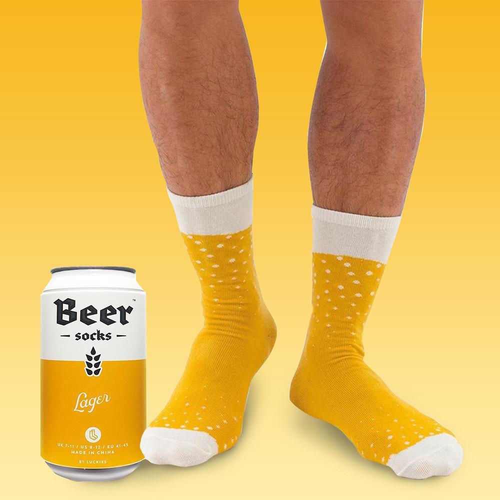 подарък за мъж - кутия с чорапи и бира
