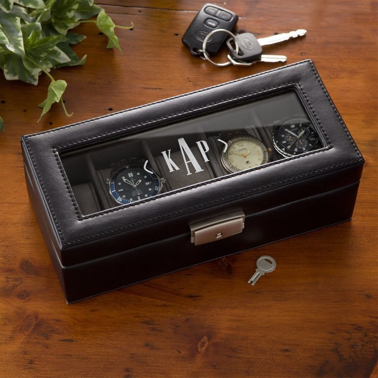 Персонализирана кожена кутия за часовник  